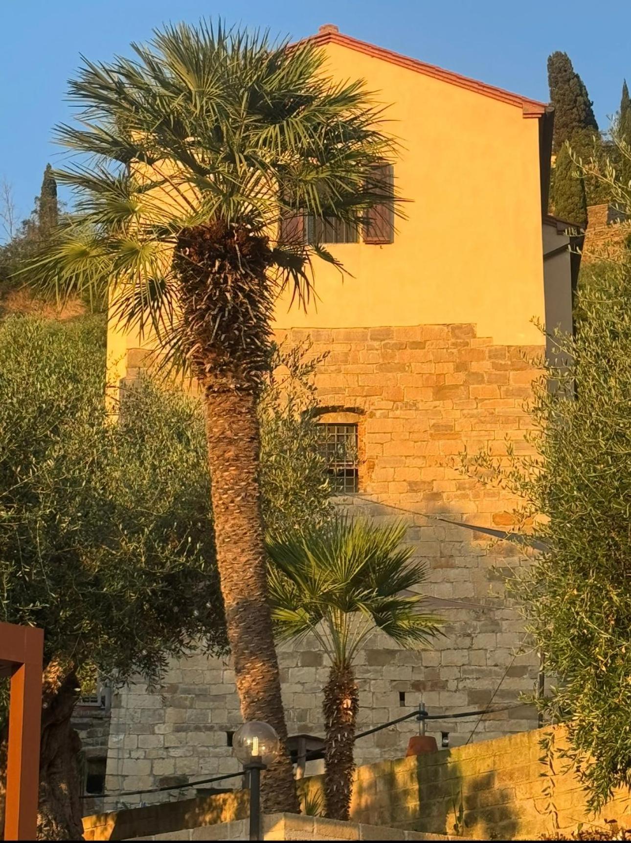 Madonna Del Poggio Cav Aparthotel Scarlino Eksteriør bilde